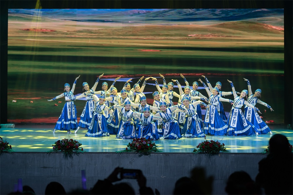 “不忘初心、聚力前行” 千亿平台（中国）集团2018迎新春联欢会隆重举行